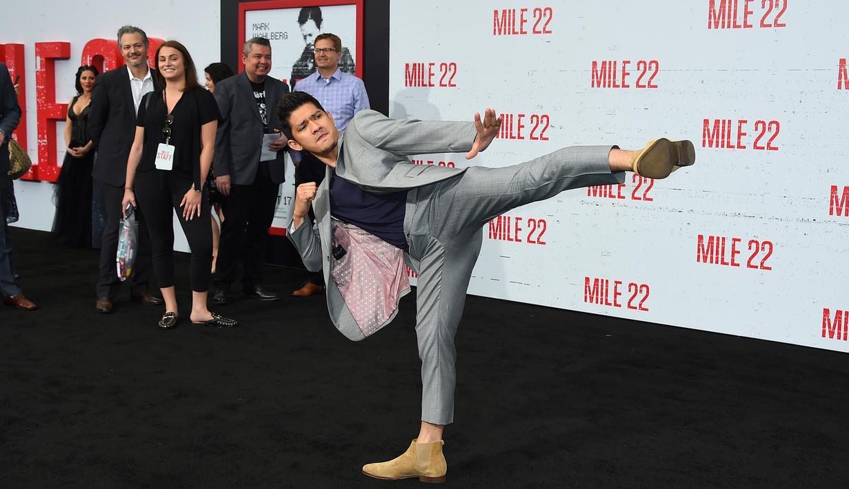 #Aslinyalo Tinju Kiri Iko Uwais Kalahkan Aktor Hollywood