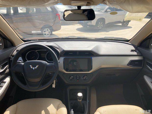 Begini Tampang Wuling Confero Generasi Terbaru!
