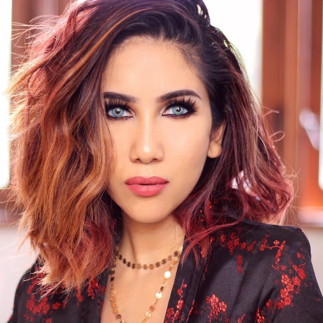 Tak Hanya Cantik, 7 Beauty Vlogger Ini Ternyata Punya Otak yang Encer