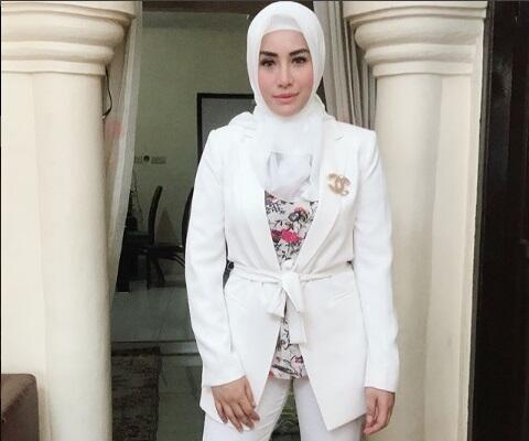 Kena Isu Prostitusi Online, Shinta Bachir Kini Mau Nikah dengan Anggota DPRD