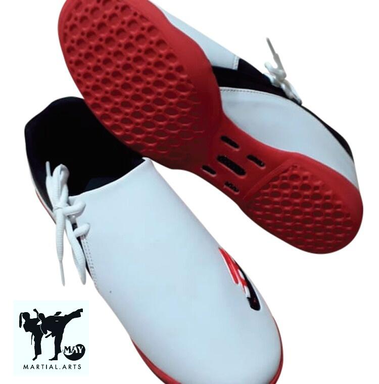 Sepatu Taekwondo Yoon