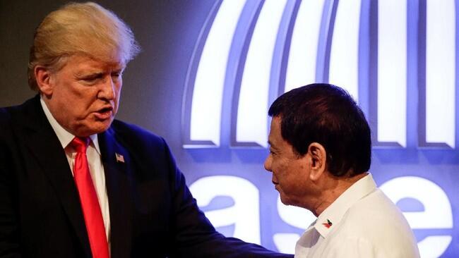Duterte Salahkan Trump Atas Inflasi di Filipina