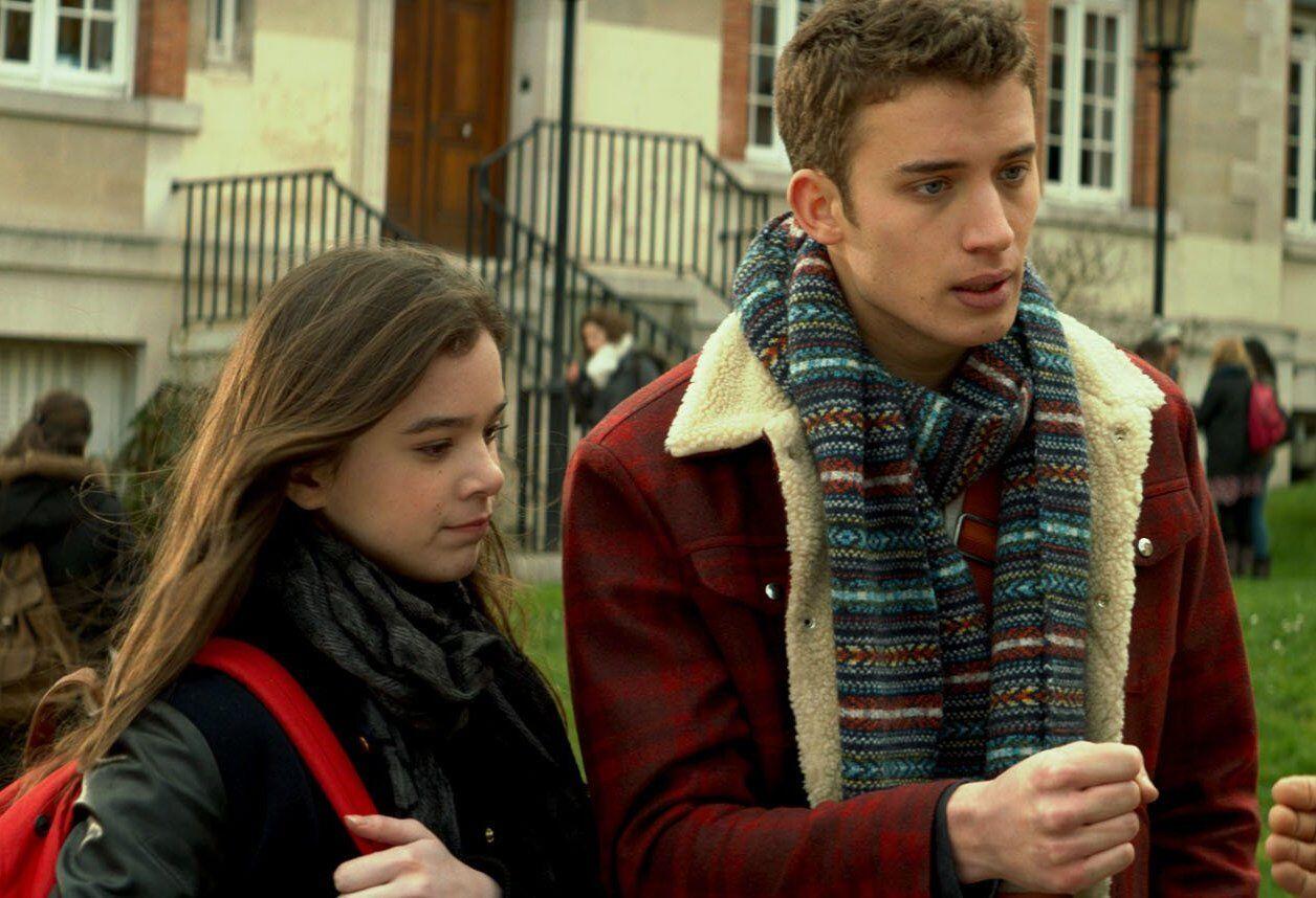 Kenalkan Jonas Bloquet, Cowok Tampan Pemeran "Frenchie" di The Nun