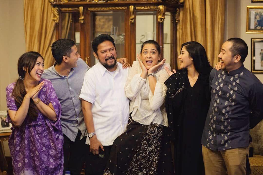Bebas Gosip, 7 Pasangan Seleb Ini Justru Bercerai