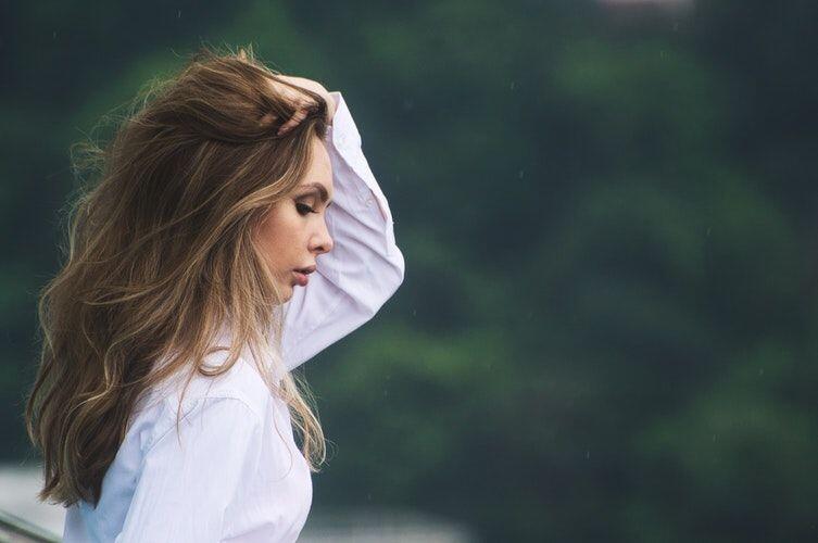 Catat Girls! 5 Perilaku Cewek Ini Bisa Membuat Cowok Meleleh Seketika