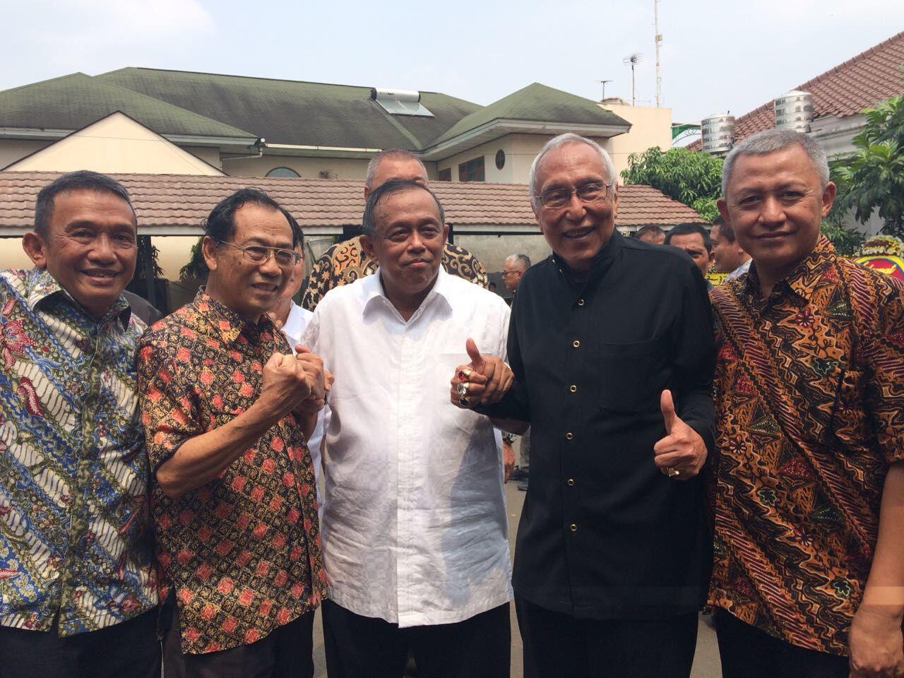 Rebutan Suara Millennials, Djoko Santoso Tantang Erick Thohir