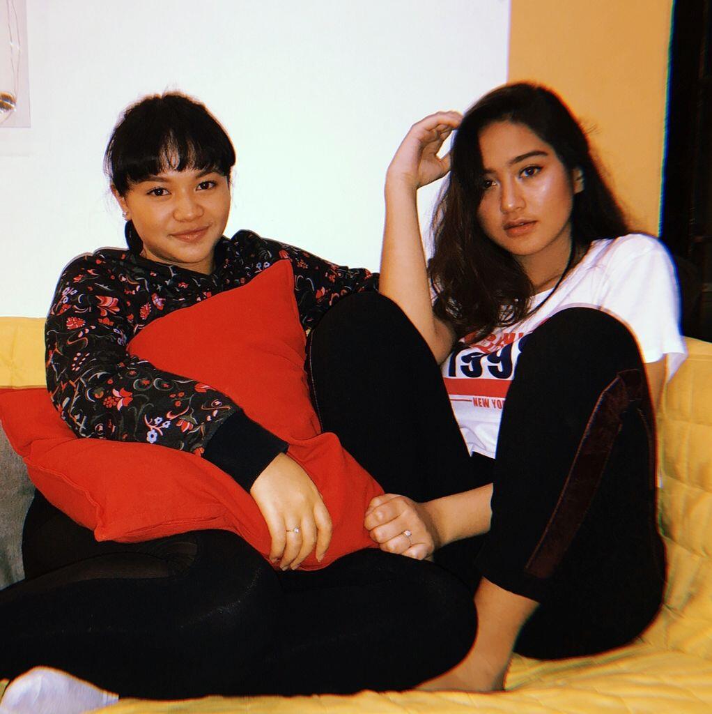 10 Potret Persahabatan Salshabilla dan Amel Carla, Gemas Banget!
