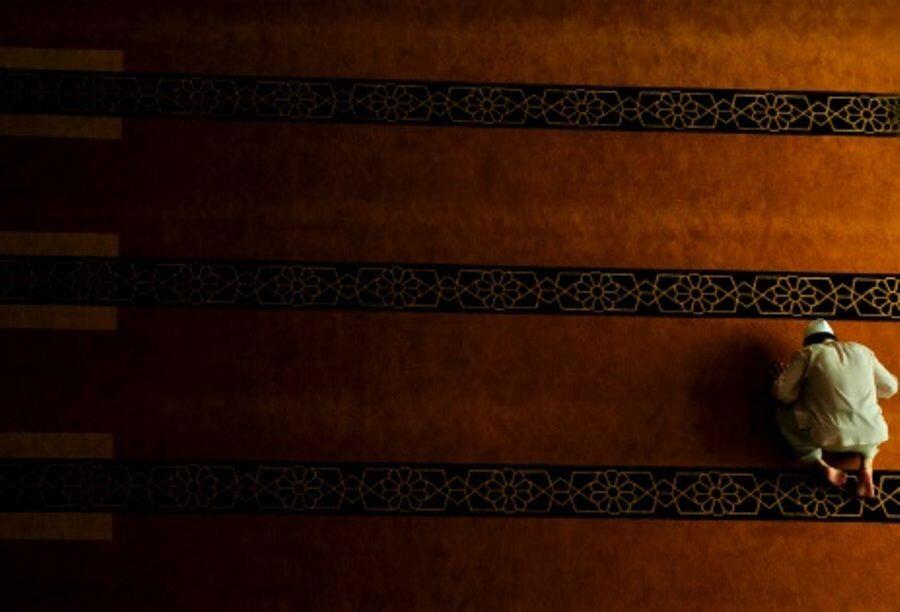 17 Kebaikan yang Kamu Dapatkan Saat Rutin Salat Tahajud