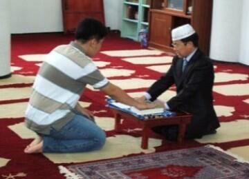 BMA Beri Beasiswa Mualaf