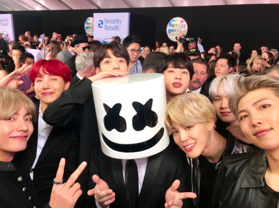 Go Internasional, 10 Potret Kebersamaan BTS dengan Selebriti Dunia