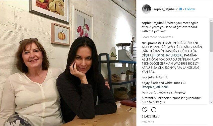 Ini Dia Potret 7 Artis Indonesia dengan Orangtua Bulenya