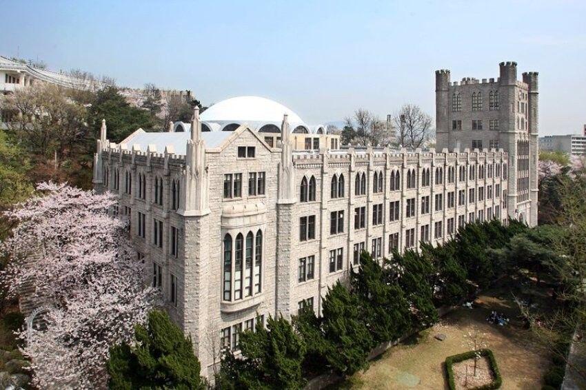 6 Kampus Korea Selatan yang Alumninya Bertabur Artis & Idol KPop