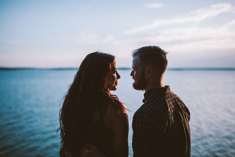 Meski Cerewet Abis, 5 Zodiak Cewek ini Justru Calon Istri Ideal