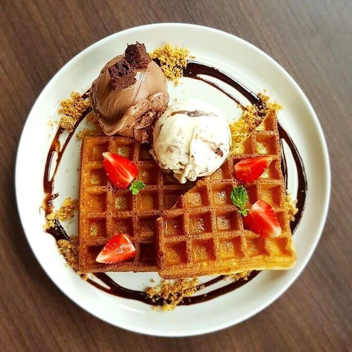 7 Kafe Waffle Enak dengan Harga di Bawah Rp50 Ribu, Bikin Nagih
