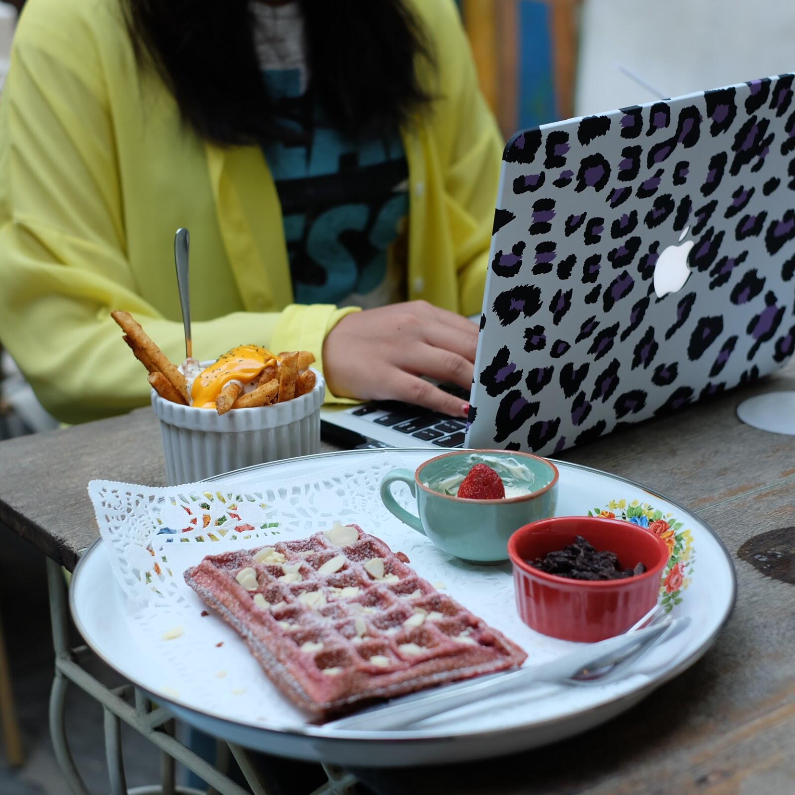 7 Kafe Waffle Enak dengan Harga di Bawah Rp50 Ribu, Bikin Nagih