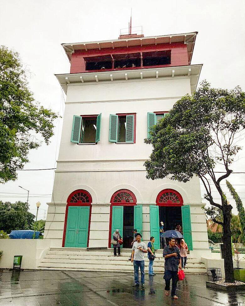 7 Fakta Menara Miring, Nol Kilometer Jakarta Tempo Doeloe