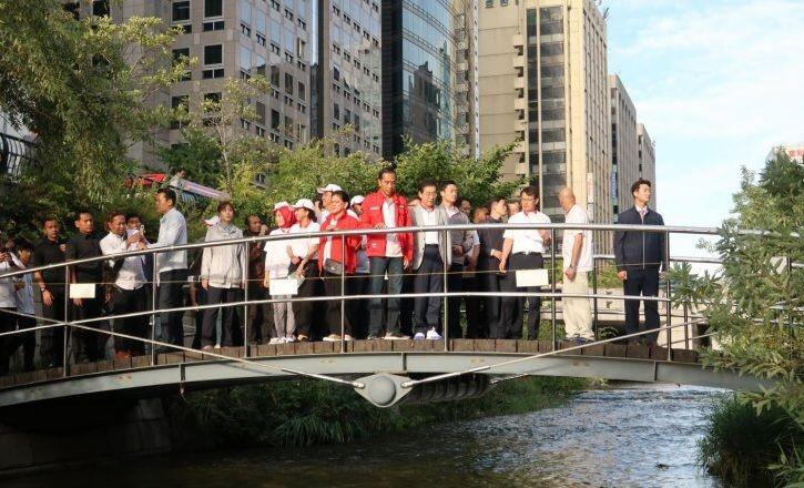 Mimpi Jokowi, Ciliwung Sebersih Sungai Cheongyecheon di Seoul