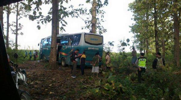 MISTERI ALAS PURWO - TEMPAT PALING ANGKER DI PULAU JAWA