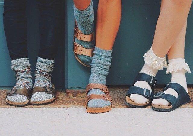 6 Sandal Tahun-90an yang Masih Hits Hingga Sekarang