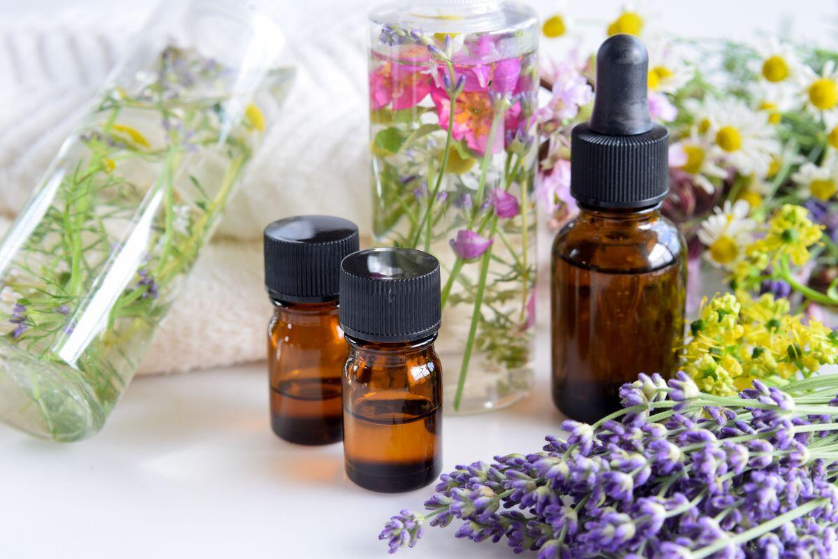 Cuma Butuh 5 Bahan, Bikin Deodoran Alami Sendiri Yuk!