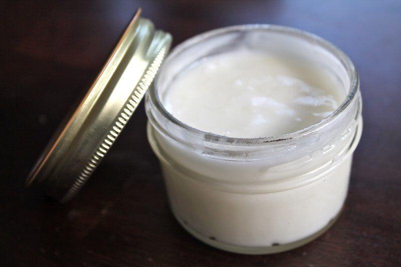 Cuma Butuh 5 Bahan, Bikin Deodoran Alami Sendiri Yuk!