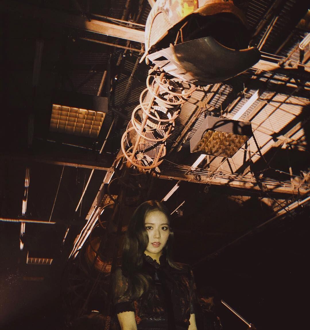 10 Potret Keseruan Blackpink Hingga Cinta Laura di Coach Spring Runway