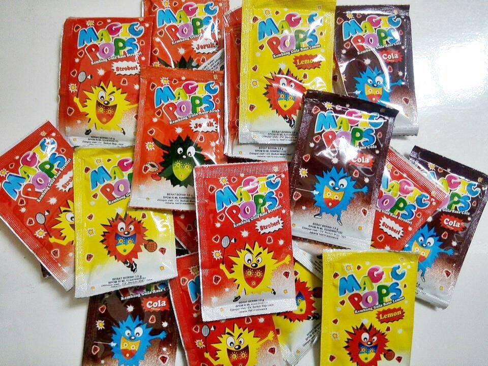 10 Jajanan 90an ini Bikin Masa Kecil Kamu Jadi Gak Terlupakan