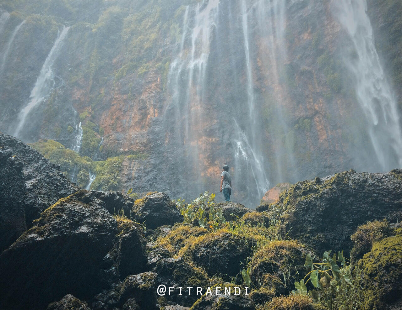 Coban Sewu / Tumpak Sewu, Salah satu air terjun terpopuler di Indonesia