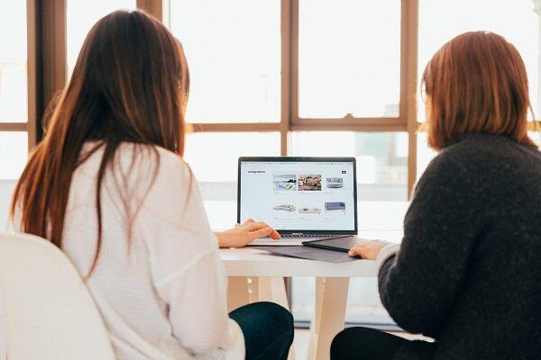 5 Manfaat Ini Bakal Kamu Peroleh Kalau Rajin Membaca Sejak Muda
