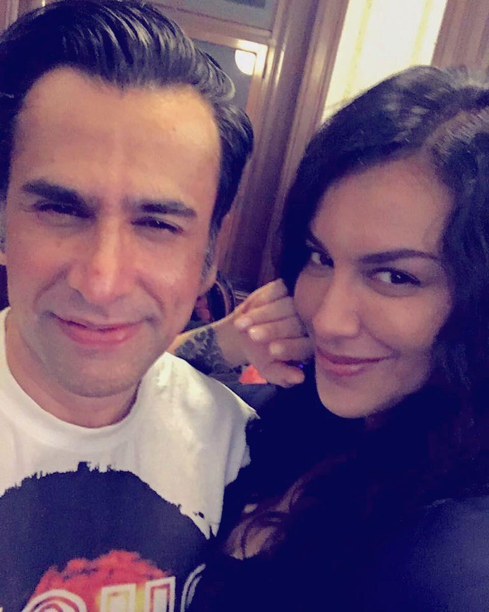 Jadi Suami Istri di Film, 10 Kedekatan Sophia Latjuba & Jeremy Thomas