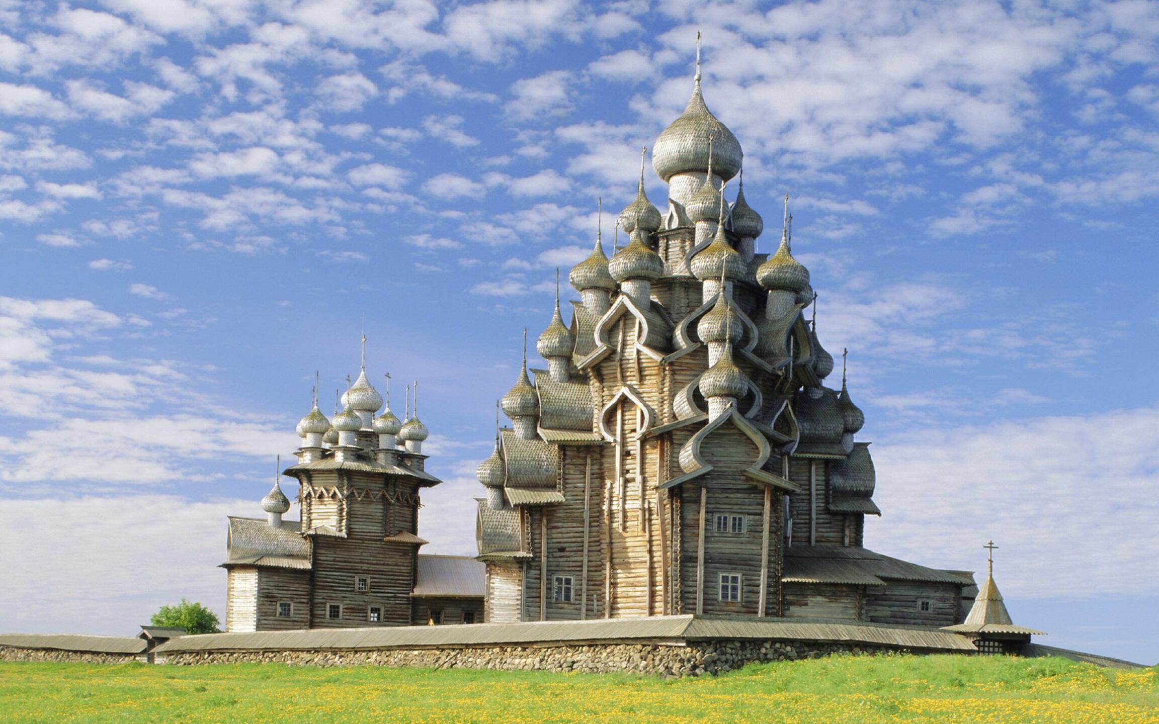 10 Gereja Terbaik di Dunia, Indonesia Gak Kalah Epic Lho!