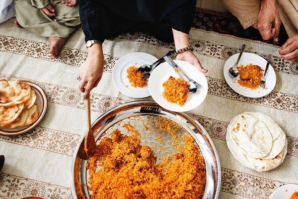 Ini 5 Manfaat yang Akan Kamu Rasakan Jika Terbiasa Berbagi!
