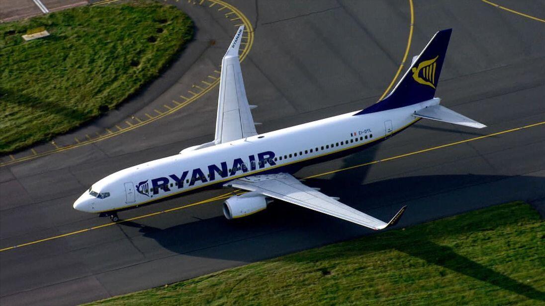Pilot-Awak Kabin Mogok, Ryanair Batalkan 150 Penerbangan