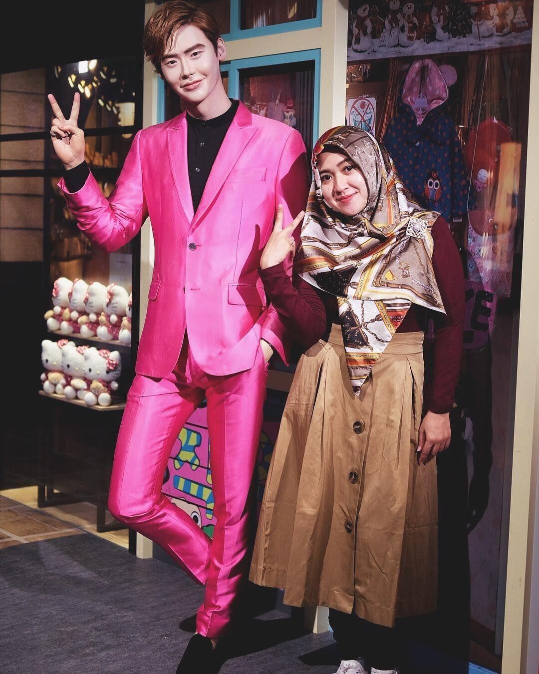 Style Serly Virgiola, Istri Raden Rauf yang Gaya Liburannya Kece Abis