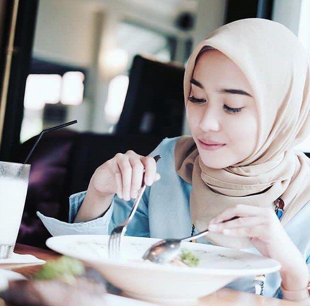 10 Potret Menawan Teh Ody, Kakak Kandung Iqbaal Ramadhan