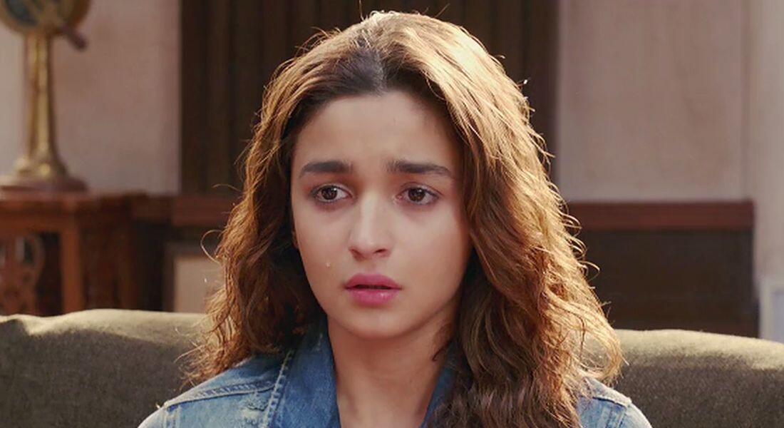 7 Quotes Film Dear Zindagi Ini Bisa Membantumu Move On. Semangat!