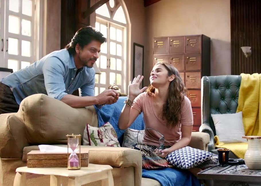 7 Quotes Film Dear Zindagi Ini Bisa Membantumu Move On. Semangat!