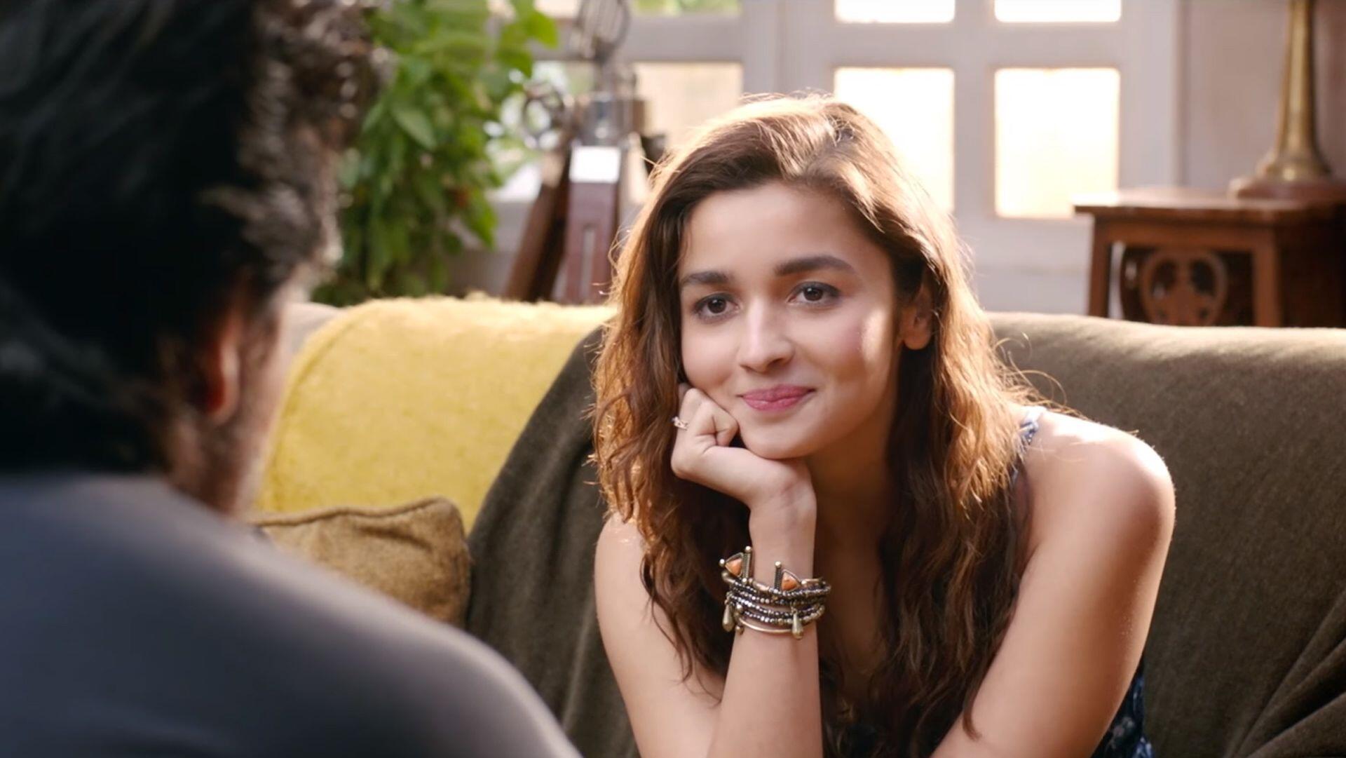 7 Quotes Film Dear Zindagi Ini Bisa Membantumu Move On. Semangat!