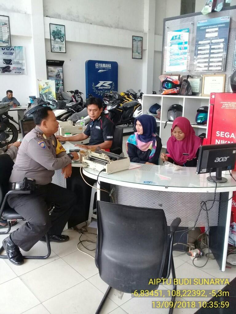 Bhabinkamtibmas Polsek Majalengka Kota Sambangi Dealer Yamaha Fortuna Majalengka