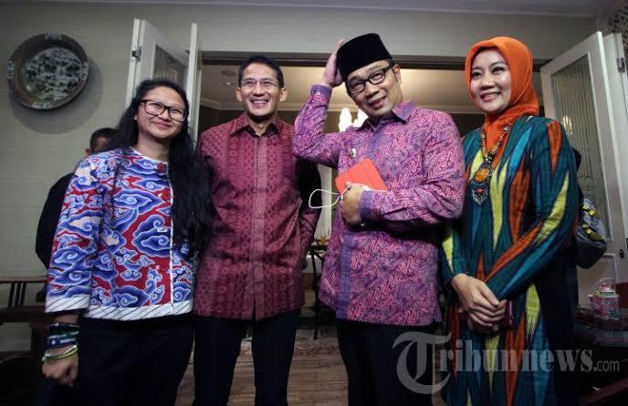 Saling Sindir Sahabat: Ridwan Kamil vs Sandiaga Uno