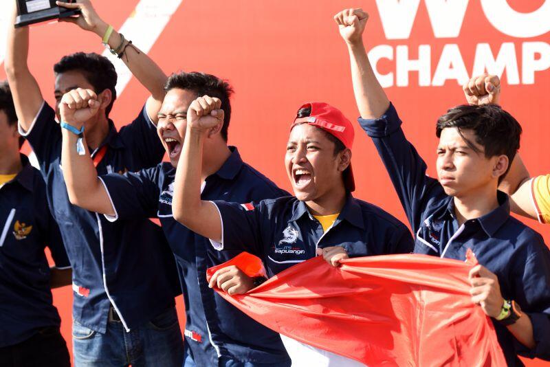 Tim Mahasiswa Indonesia Juara Shell Eco-marathon di Inggris