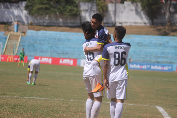 Day 2 Football Lima Stadion Brantas Batu