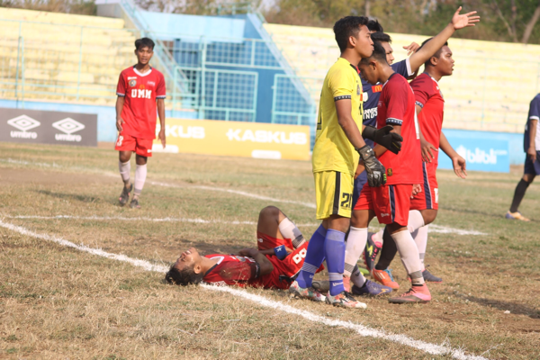 Stadion Brantas Pesta Kartu Merah