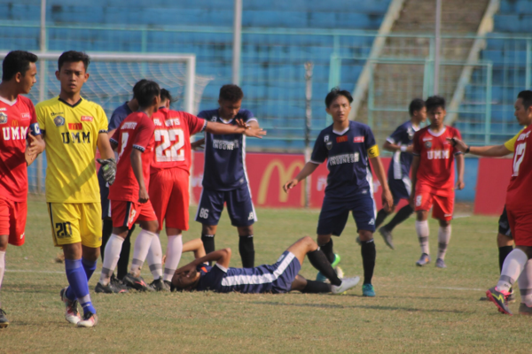 Stadion Brantas Pesta Kartu Merah