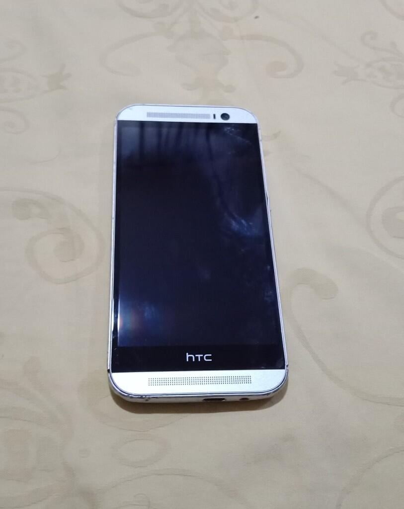 Hp Smartphone Htc ONE M8 Bekas