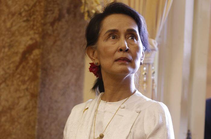 Suu Kyi izinkan dua jurnalis Reuters ajukan banding