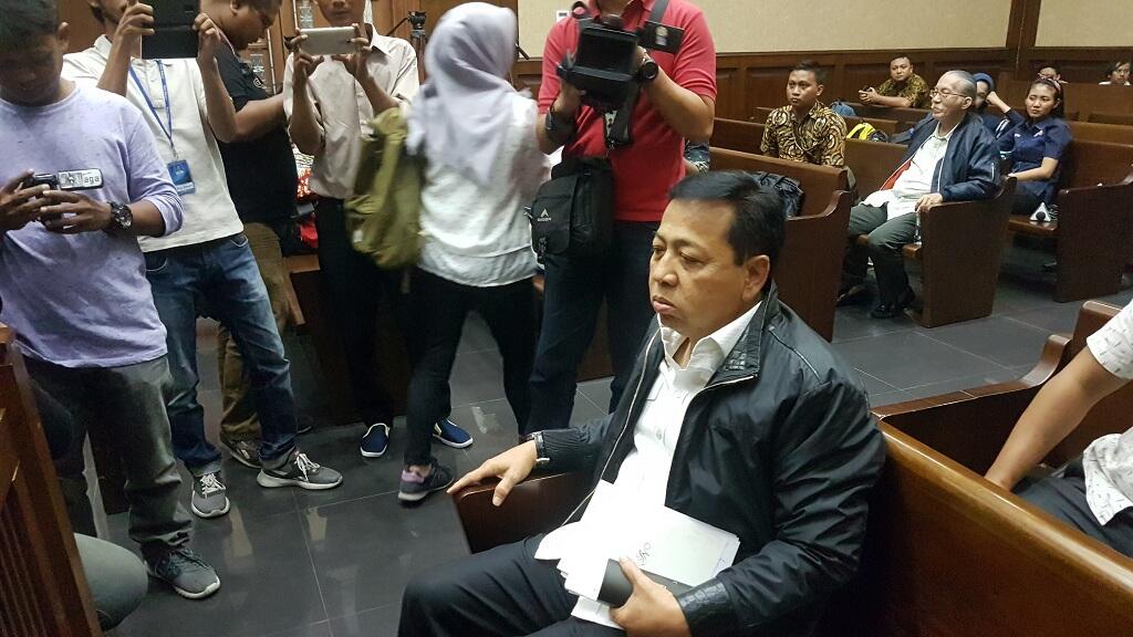 Setya Novanto Mengklaim Mengantongi Data Pembobol Century