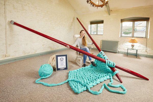 15 Orang Ini Cetak Rekor Nyeleneh di Guinness World Record