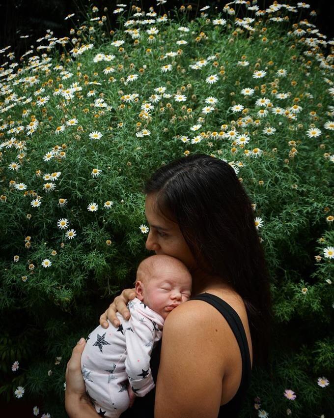 10 Bayi Artis Berwajah Bule Ini Gemesnya Maksimal, Imut Parah!
