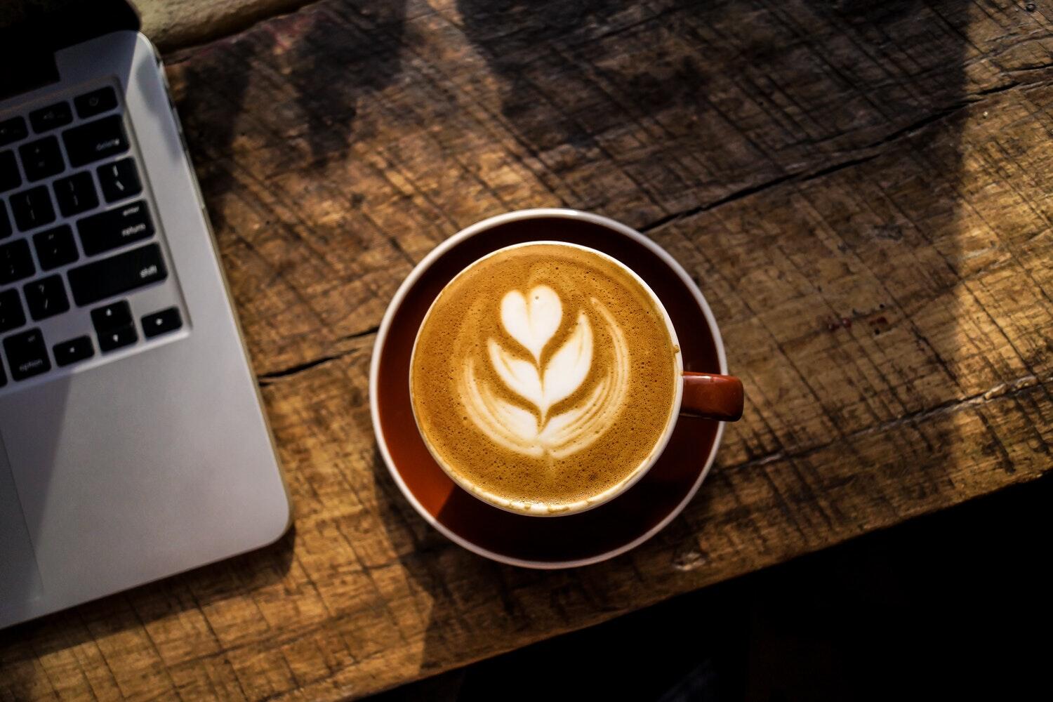 Bukan Pagi Hari, Inilah 4 Waktu yang Tepat untuk Minum Kopi